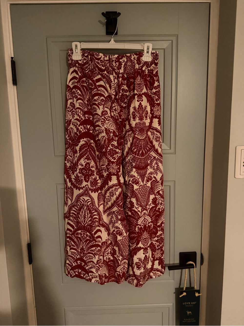Red Patterned Wide-Leg pant - Picture 2 of 4